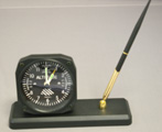 Desk Pen Set: Altimeter